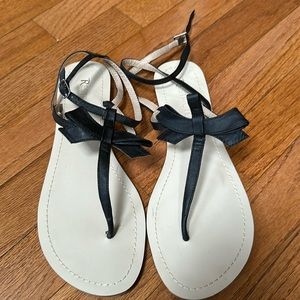 Sandals flats